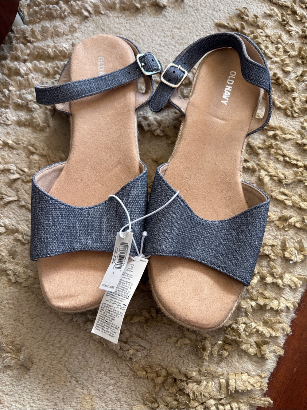 Old Navy Denim-Look Ankle Strap Platform Sandals in Blue
